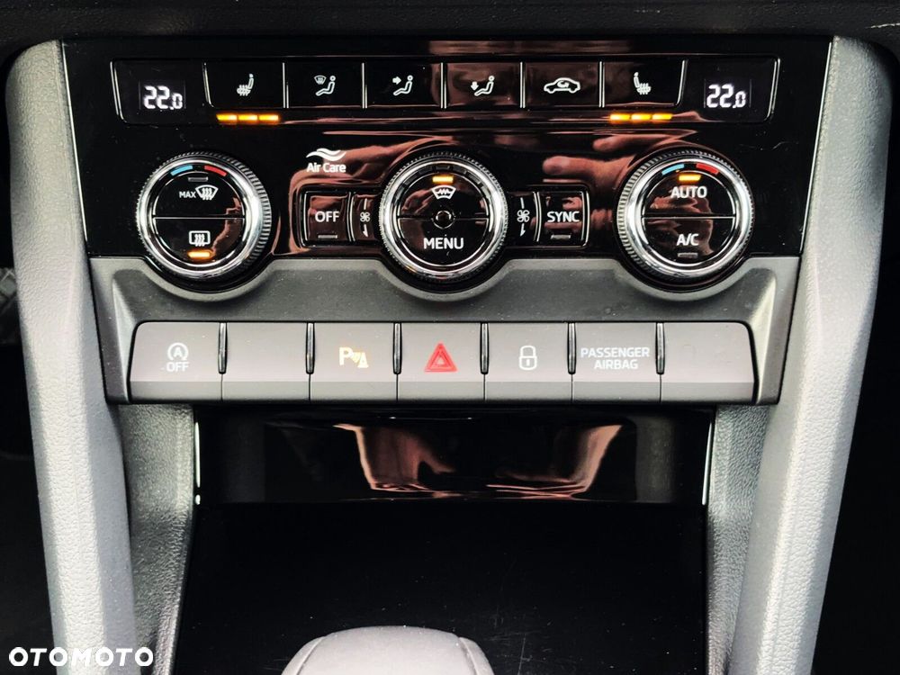 Skoda Karoq 1.5 TSI ACT Style DSG - 24