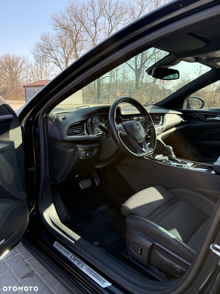 Opel Insignia 2.0 CDTI 4x4 Innovation S&S - 8