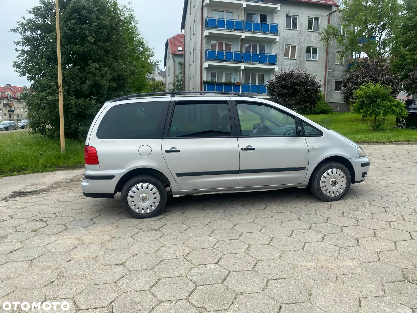 Volkswagen Sharan 1.9 TDI Basis - 4
