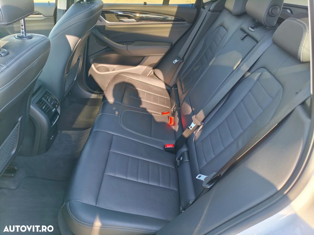 BMW X3 xDrive20d AT MHEV - 15