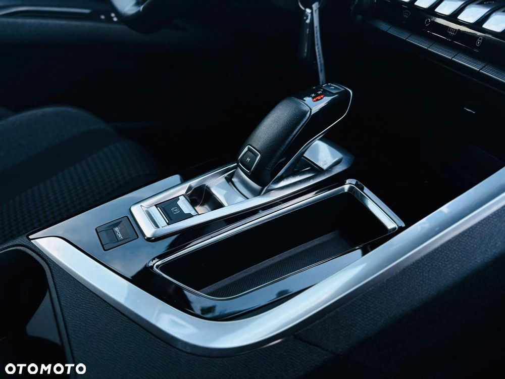 Peugeot 5008 BlueHDI 130 EAT8 Allure Business-Paket - 8