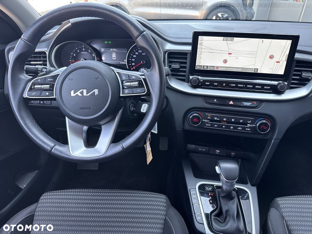 Kia Ceed 1.5 T-GDI M DCT - 16