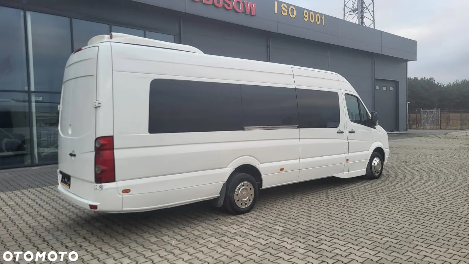 Volkswagen Crafter - 24 miejsca - TURYSTYCZNY - 4