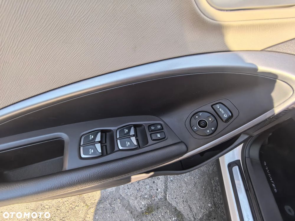 Hyundai Santa Fe - 26