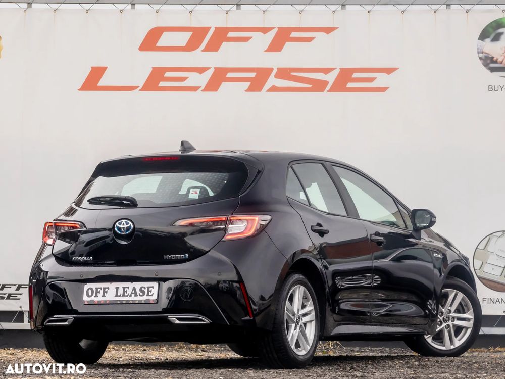 Toyota Corolla 2.0 Hybrid Business Edition - 4