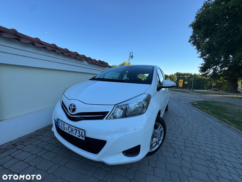 Toyota Yaris - 2
