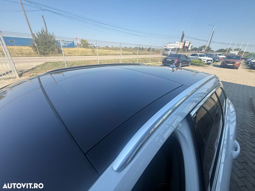 Audi A6 Avant 40 TDI quattro S tronic S line - 37