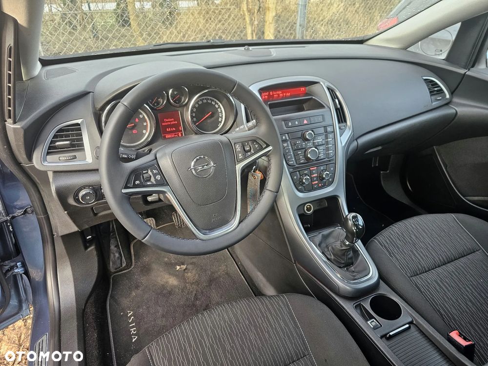 Opel Astra 1.4 Turbo - 18