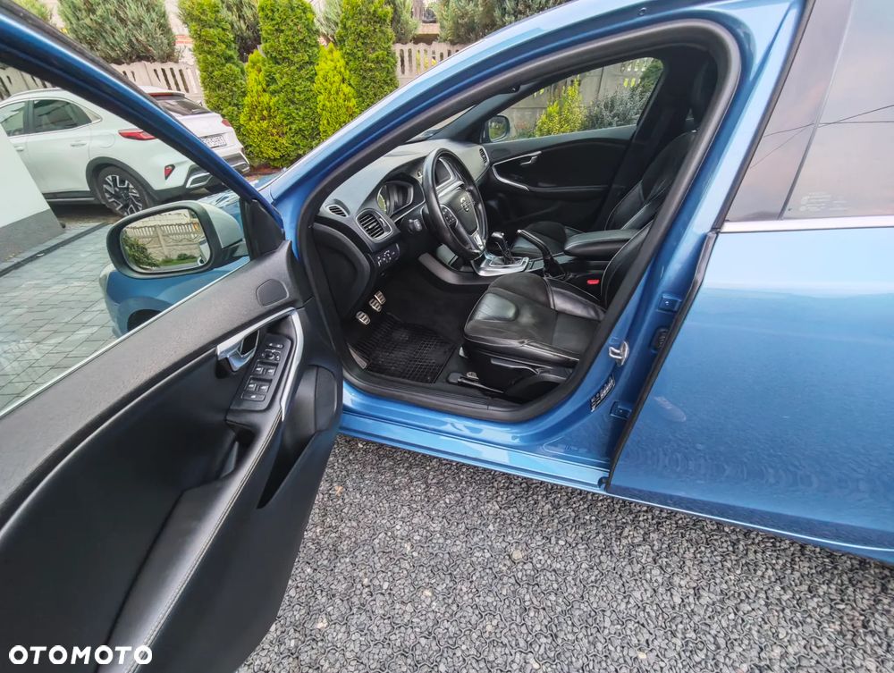 Volvo V40 D2 RDesign - 15