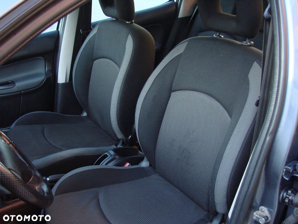 Peugeot 206 - 9