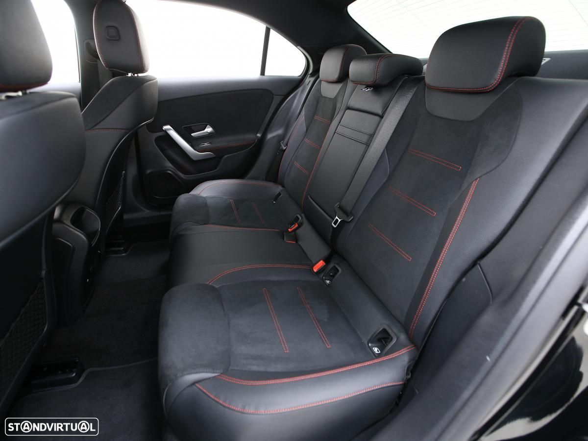 Mercedes-Benz A 180 Limousine 7G-DCT AMG Line - 11