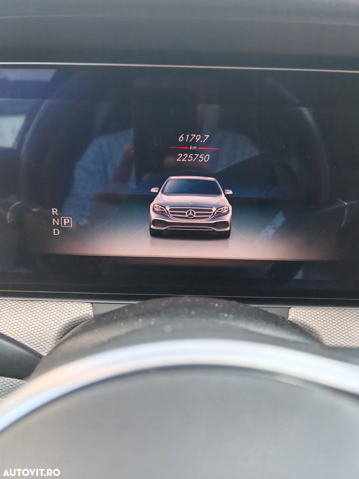 Mercedes-Benz E 220 d 9G-TRONIC Avantgarde - 15