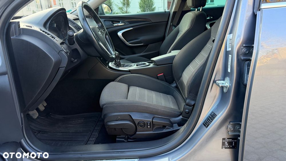 Opel Insignia 2.0 CDTI 4x4 ecoFLEX Start/Stop Business Innovation - 18