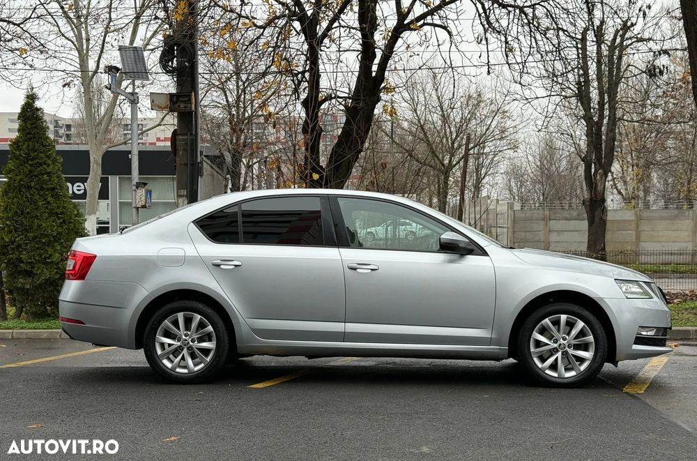 Skoda Octavia 2.0 TDI 4x4 DSG Style - 5