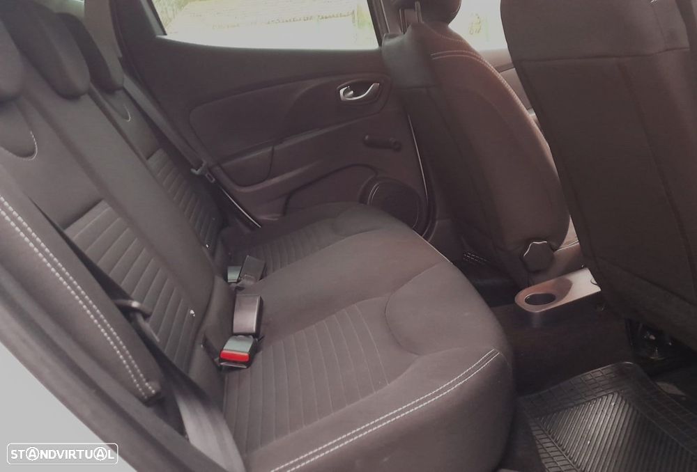 Renault Clio 1.5 dCi Limited EDition - 12