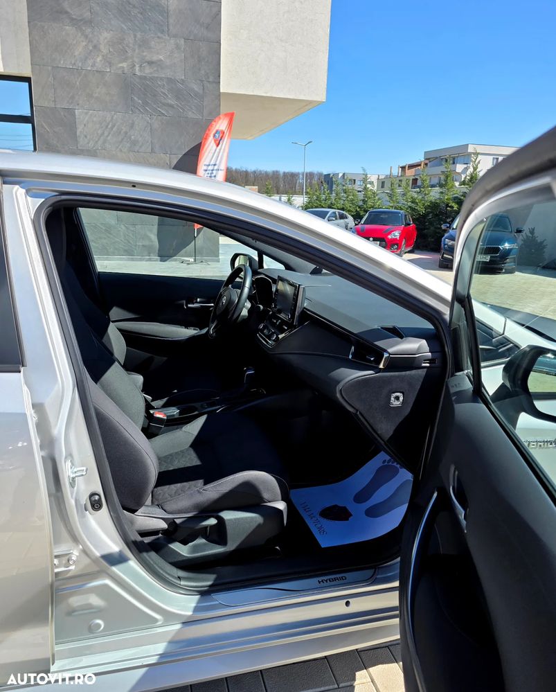 Toyota Corolla 1.8 Business Edition - 19