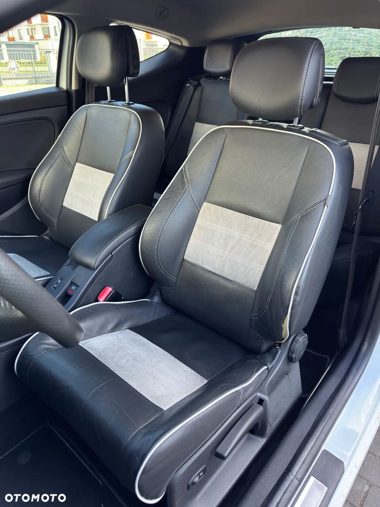 Renault Megane 1.5 dCi Exception EDC - 14