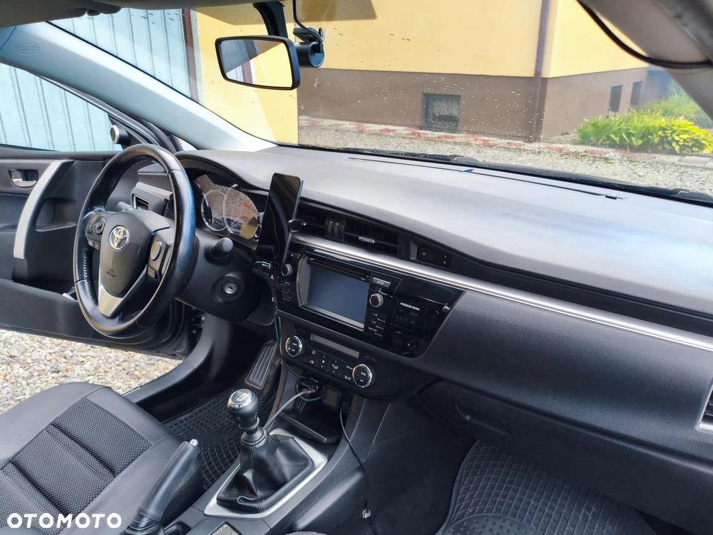 Toyota Corolla 1.6 Premium EU6 - 6
