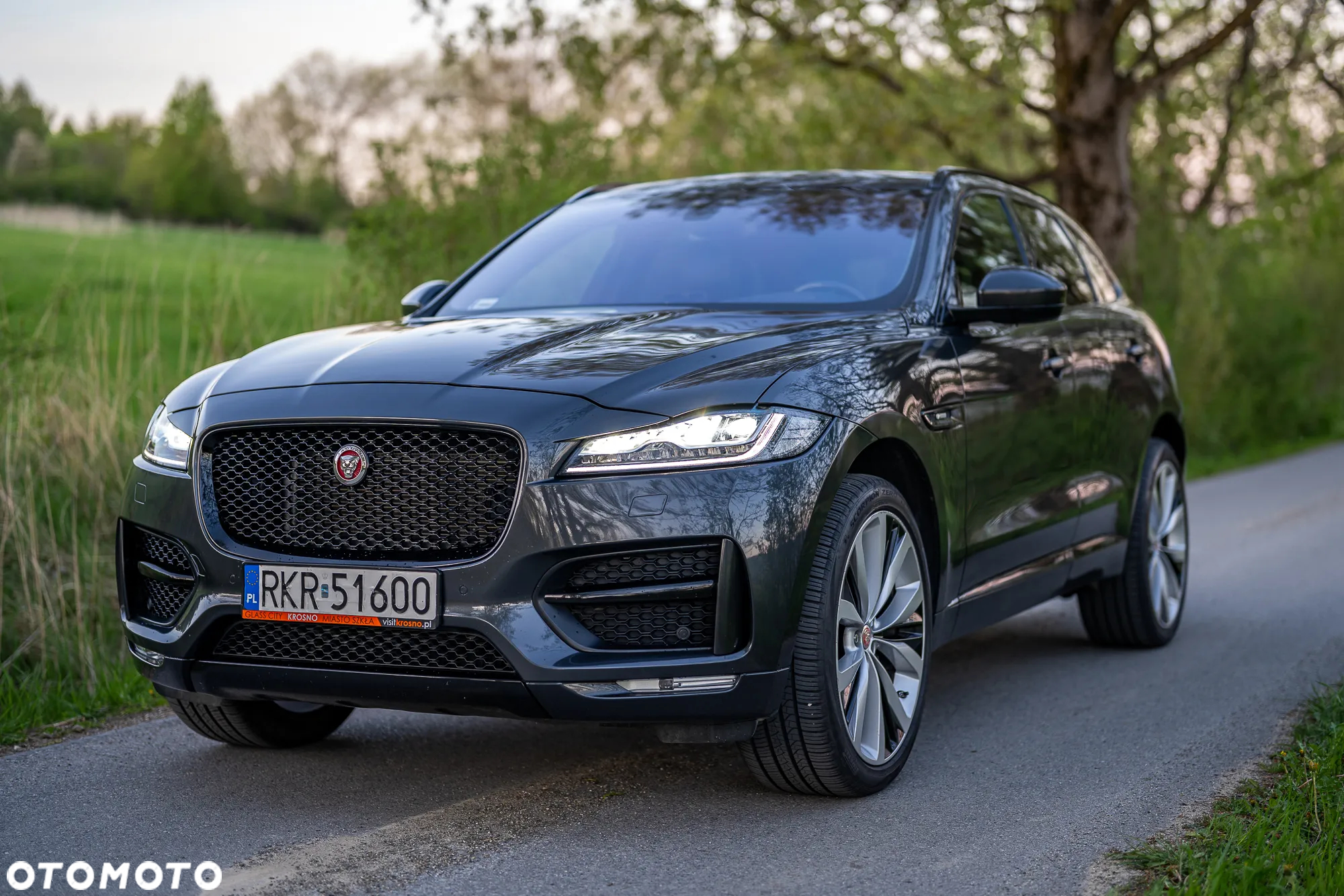 Jaguar F-Pace 3.0 TDV6 AWD R-Sport - 27