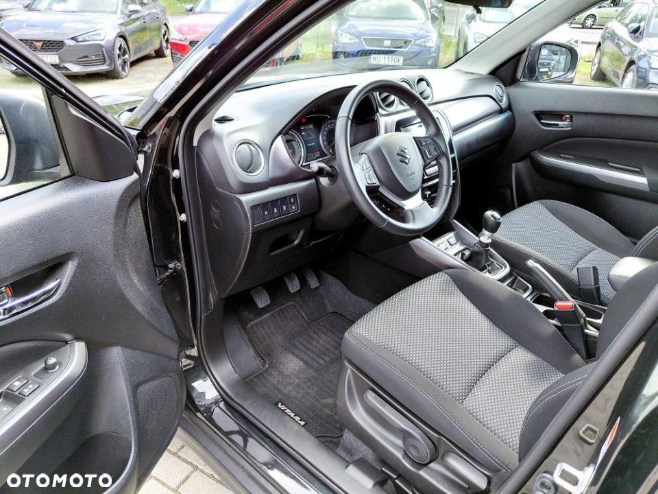 Suzuki Vitara - 10