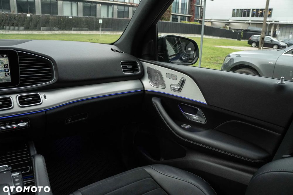 Mercedes-Benz GLE 300 d 4Matic 9G-TRONIC AMG Line - 22
