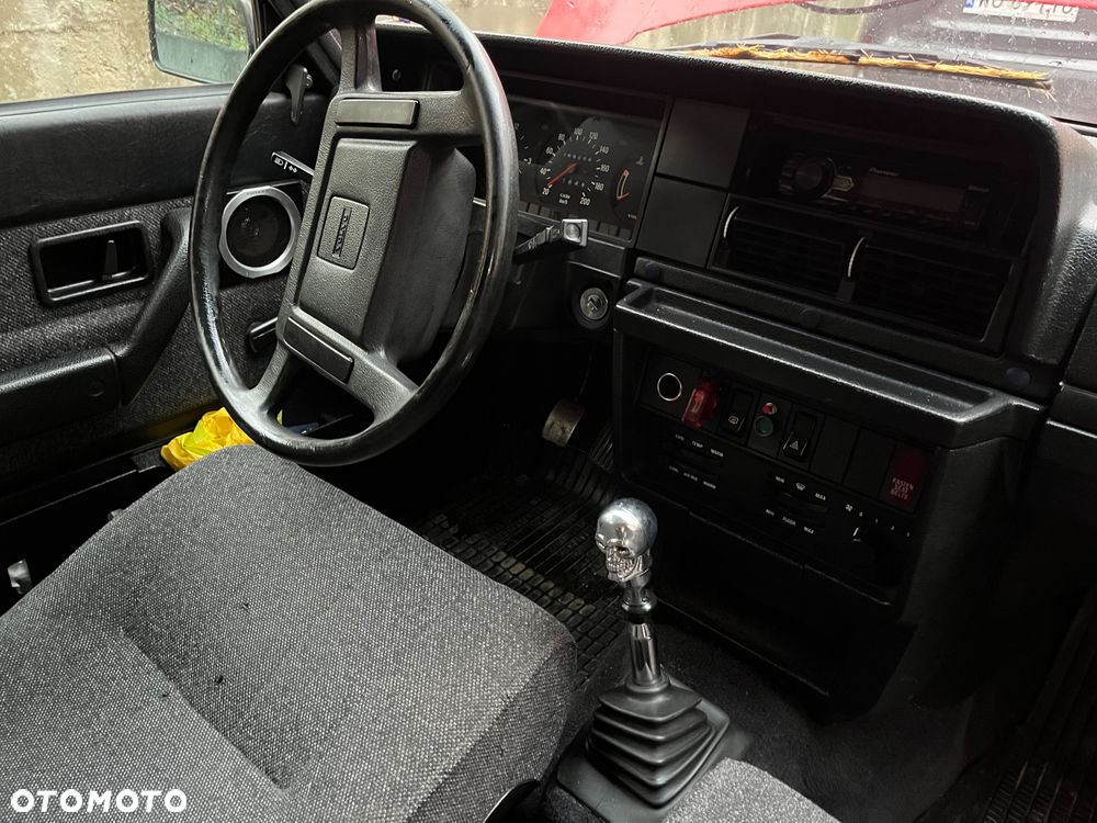 Volvo 245 - 9