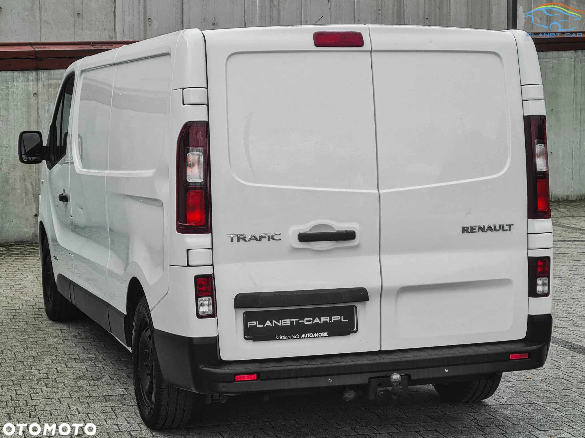 Renault 2015 Renault Trafic III Furgon LONG 1.6 dCi 120KM - 12