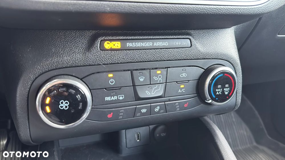 Ford Focus 1.0 EcoBoost Trend - 15