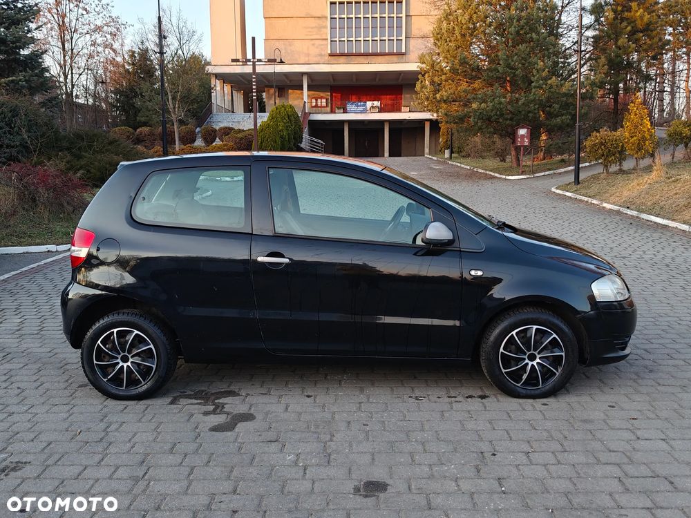 Volkswagen Fox - 5