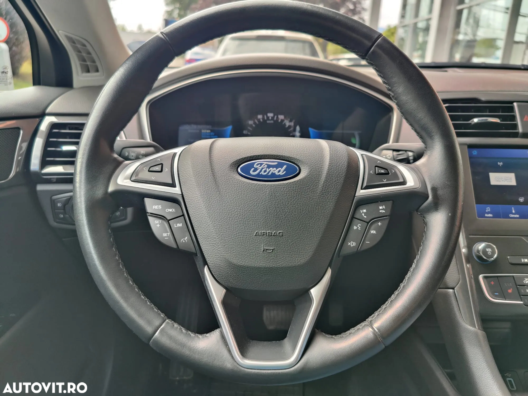 Ford Mondeo - 18