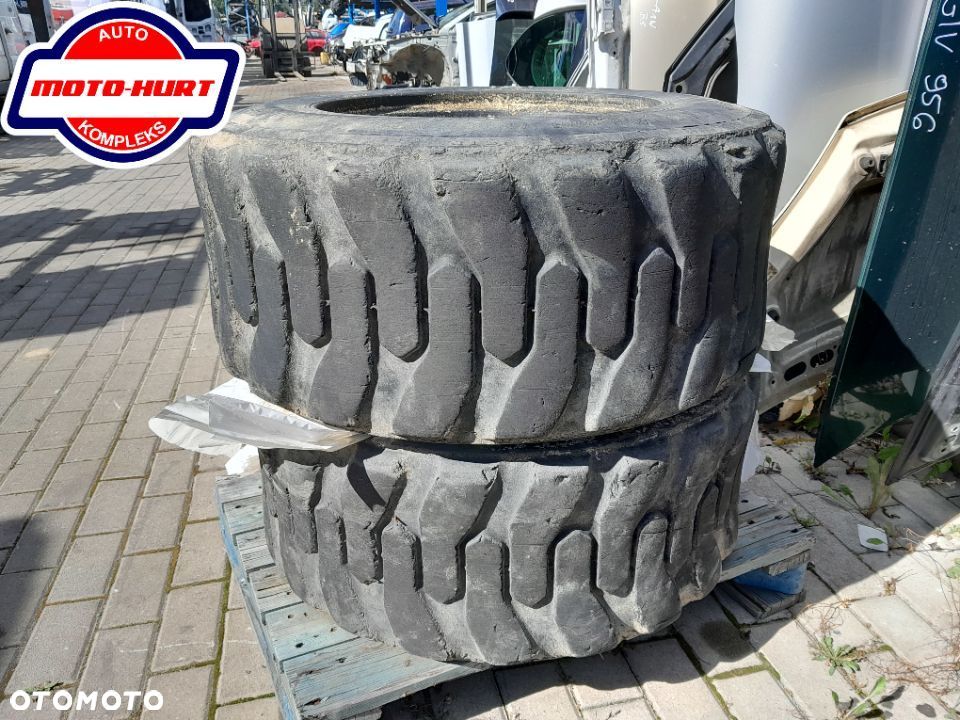 OPONY DO MANITOU FADROMA 305/70-16,5R - 1