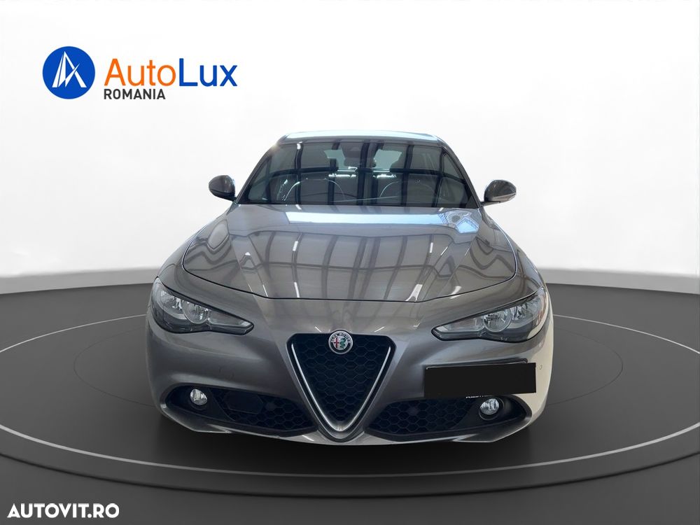 Alfa Romeo Giulia 2.2 JTDM Aut. Super - 3
