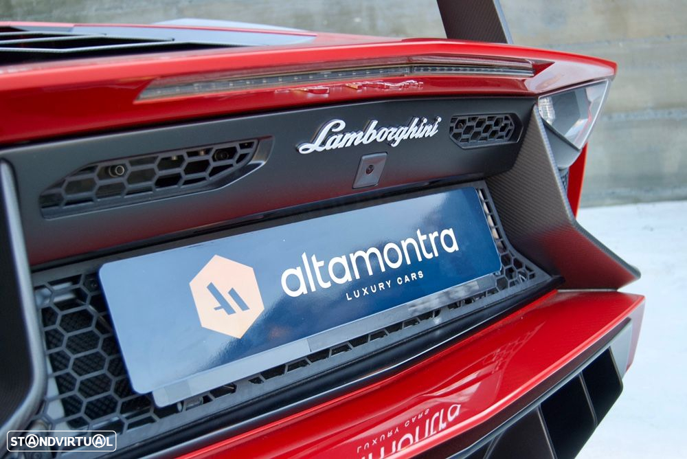 Lamborghini Aventador 6.5 V12 LP750-4 SV - 10