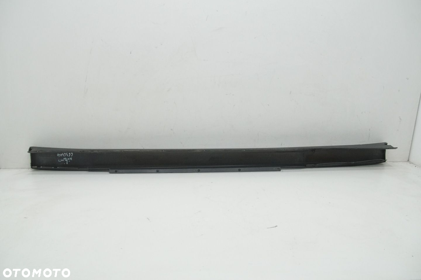 LISTWA PROGOWA LEWA PROG MASERATI 4200GT 4200 GT - 10
