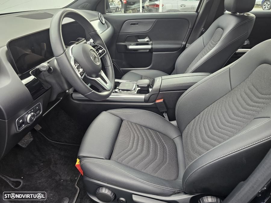 Mercedes-Benz EQA 250+ Progressive - 32