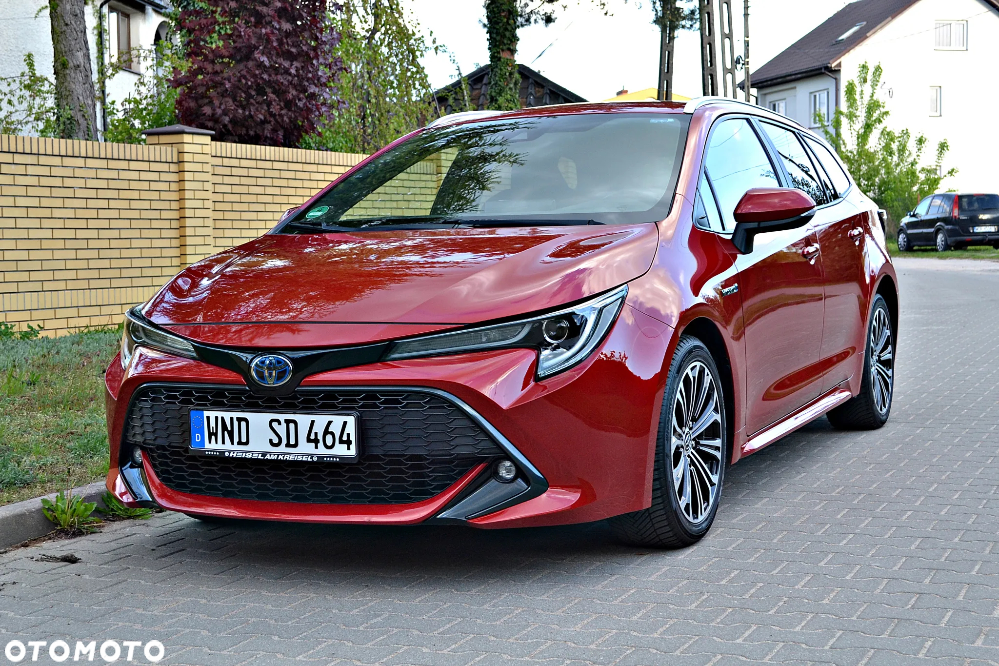 Toyota Corolla 1.8 Hybrid Executive - 2