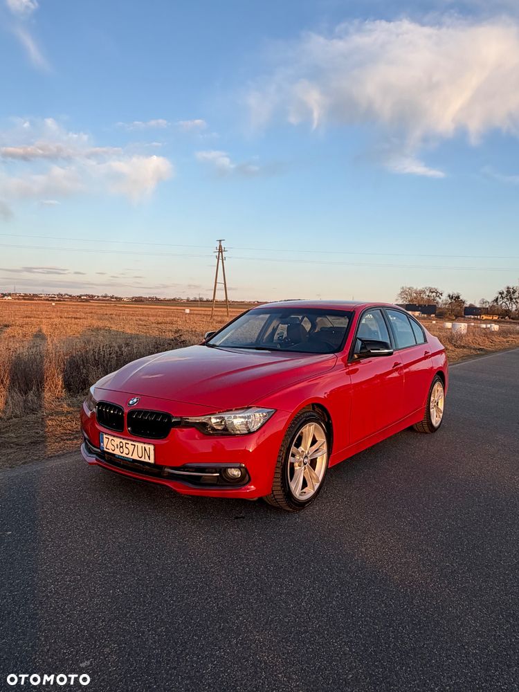 BMW Seria 3 330i M Sport - 2
