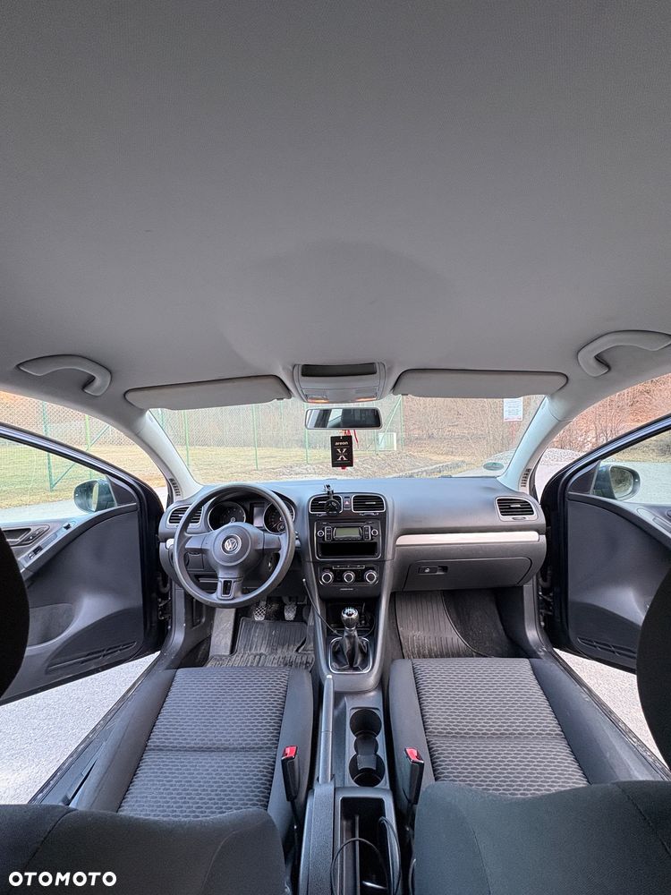 Volkswagen Golf - 12