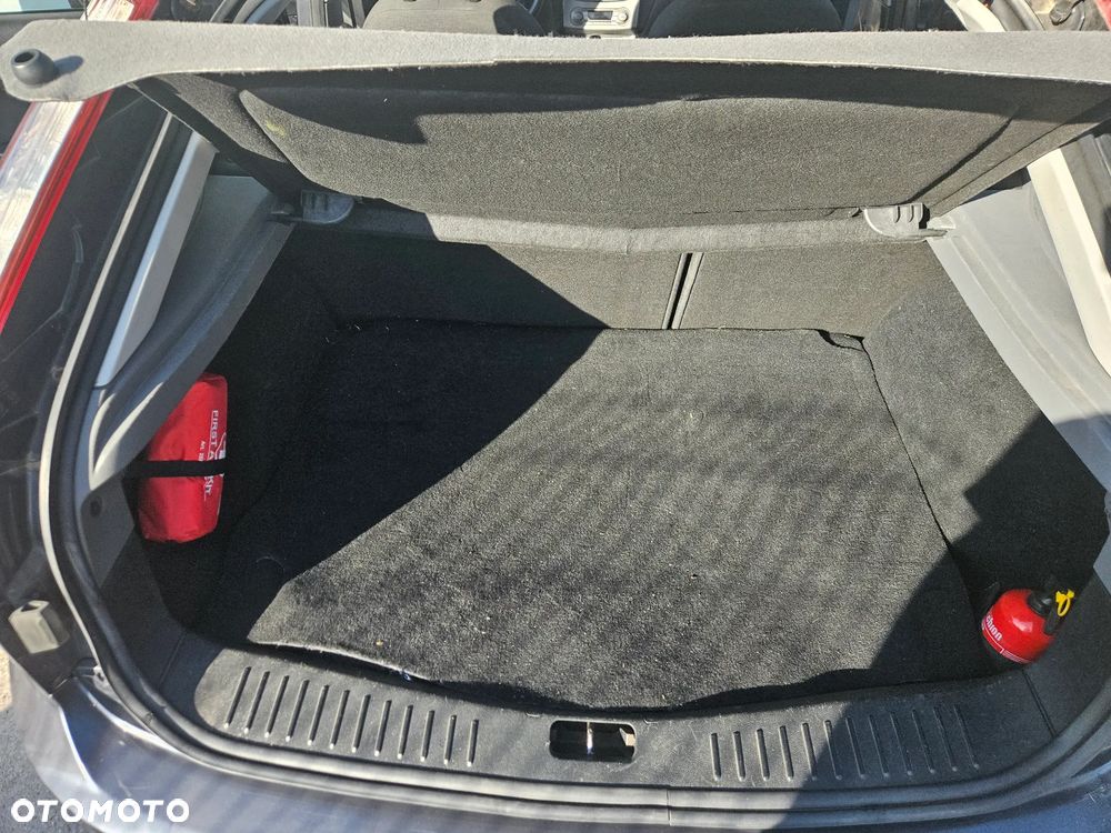 Ford Focus - 8