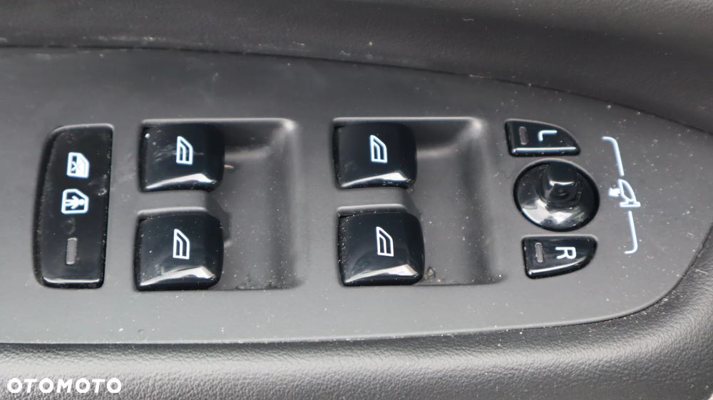 Volvo XC 90 T8 AWD Plug-In Hybrid R-Design 7os - 17