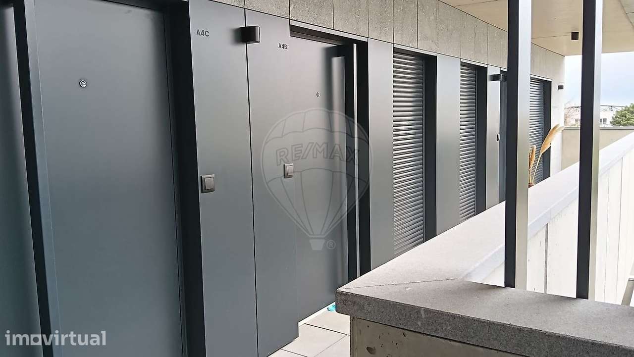 Apartamento T1 para arrendamento - Grande imagem: 2/11