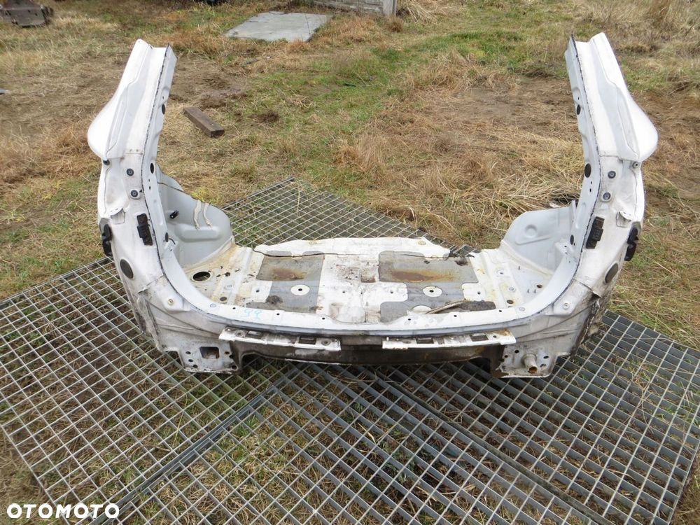 HYUNDAI SANTA FE III 7OS WANNA PAS TYLNY BŁOTNIK 13- - 1