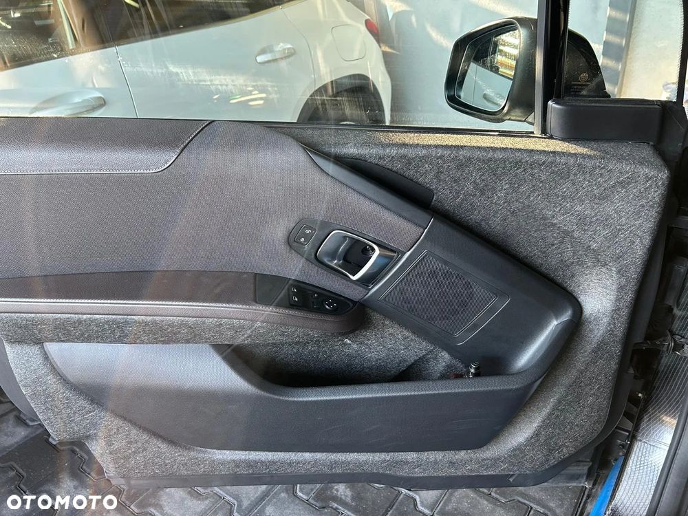 BMW i3 (120 Ah) - 23