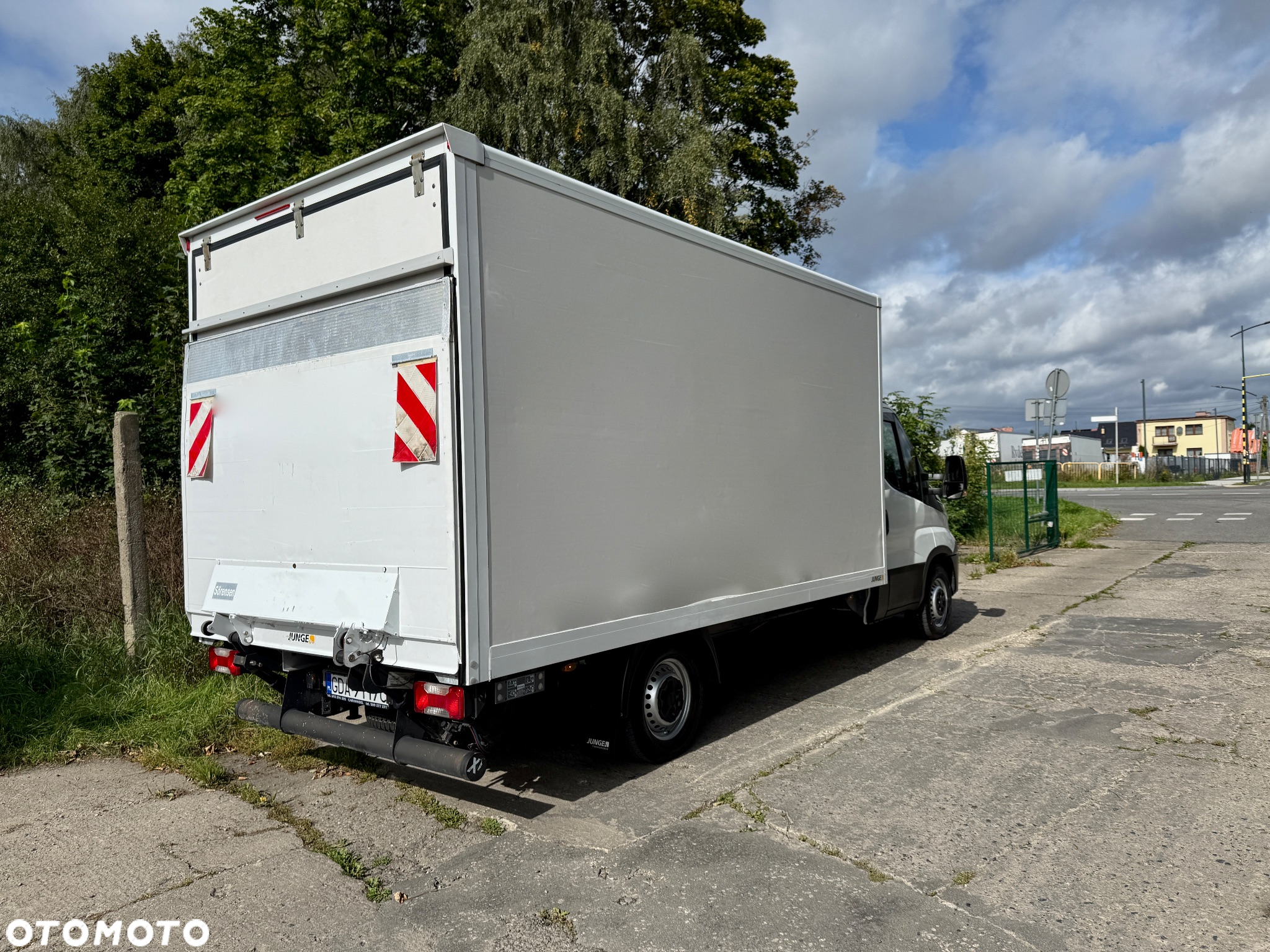 Iveco Daily Kontener Winda - 8