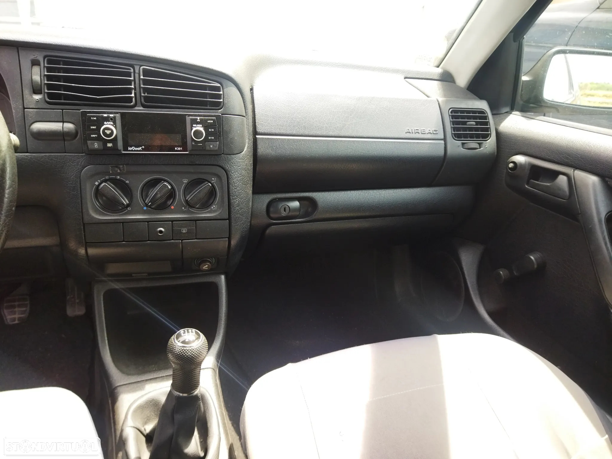 VW Golf 1.9 TD GL - 7