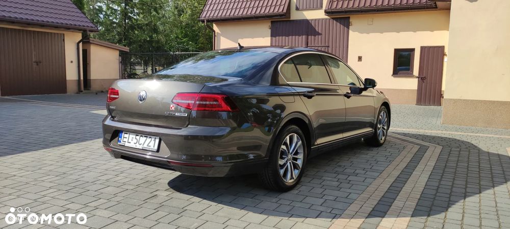Volkswagen Passat 2.0 TDI BMT Comfortline DSG - 14