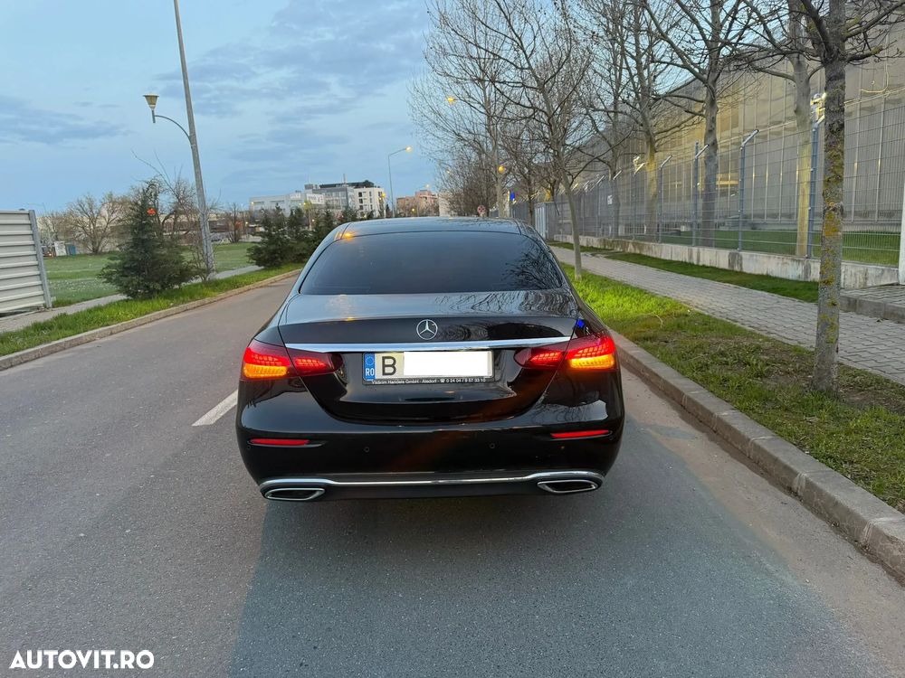 Mercedes-Benz E 220 d 9G-TRONIC Sportstyle Edition - 4