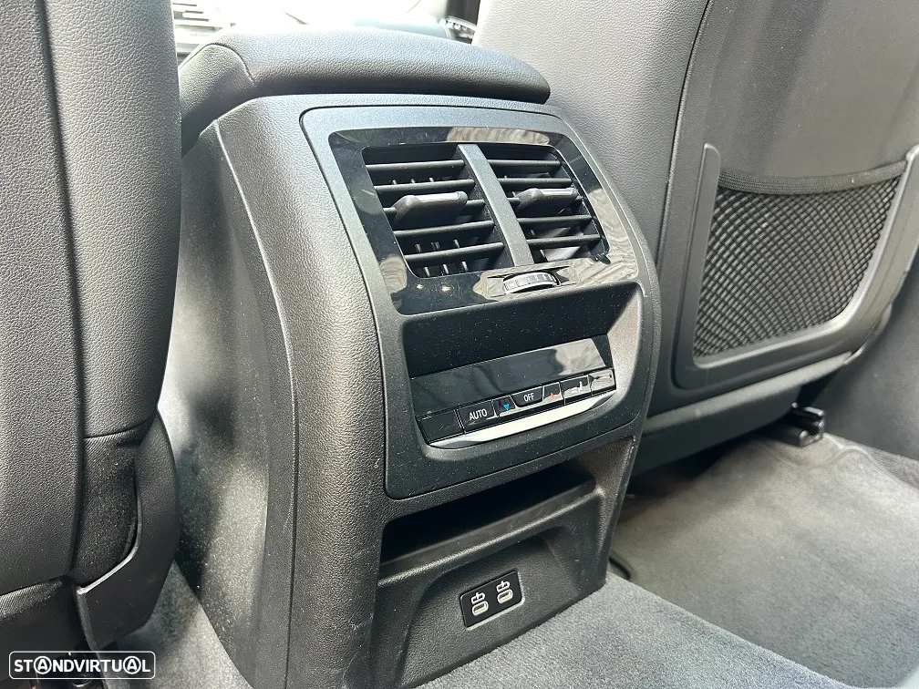 BMW iX3 M Sport Inspiring - 30
