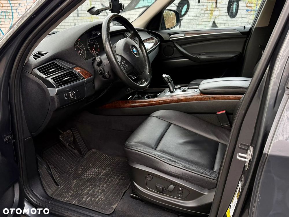 BMW X5 xDrive35i Edition Exclusive - 12