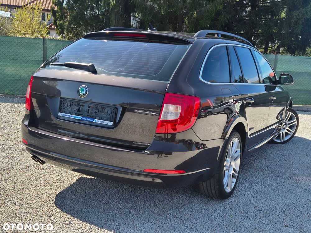 Skoda Superb 2.0 TDI DSG Exclusive - 12